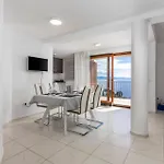 Apartamento Stunning In *