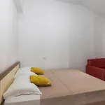 Apartamento Stunning In *