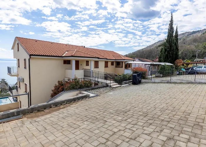 Apartman 3 Bedroom Stunning In